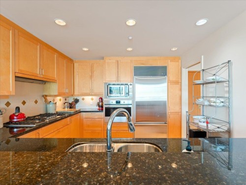 205-1717 Bayshore Drive, Vancouver, BC 