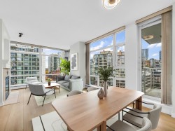 1101-198 Aquarius Mews  Vancouver, BC V6Z 2Y4