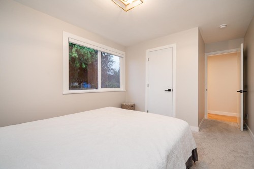 5458 Chestnut Crescent, Delta, BC 