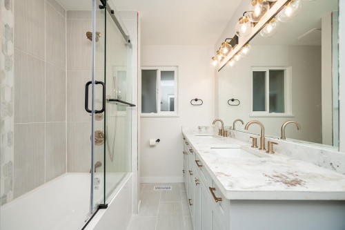 5458 Chestnut Crescent, Delta, BC 