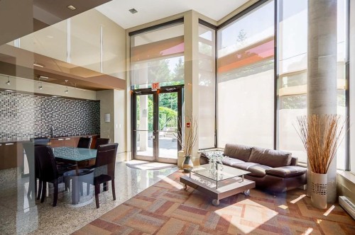 805-683 Victoria Park W, North Vancouver, BC 