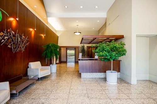 805-683 Victoria Park W, North Vancouver, BC 