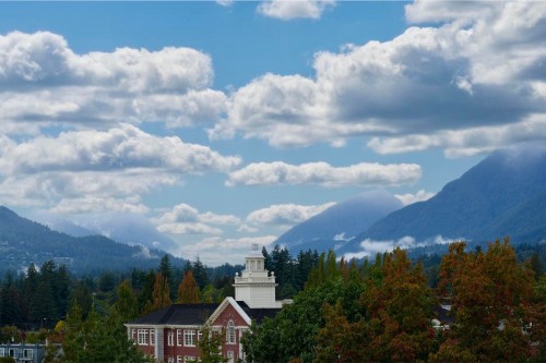 805-683 Victoria Park W, North Vancouver, BC 