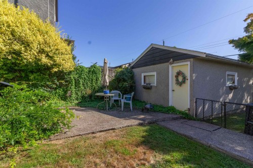 4342 Parker Street, Burnaby, BC 