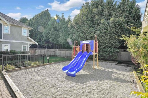 1-7288 Blundell Road, Richmond, BC 