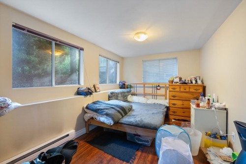 31 11Th Avenue W, Vancouver, BC 