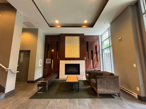 208-9373 Hemlock Drive, Richmond, BC 