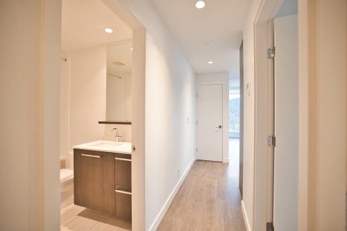 1604-567 Clarke Road, Coquitlam, BC 