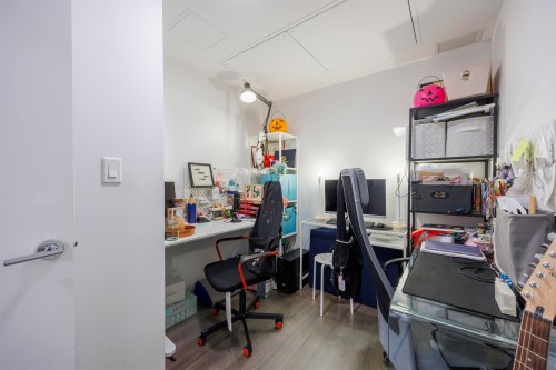 1301-3809 Evergreen Place, Burnaby, BC 