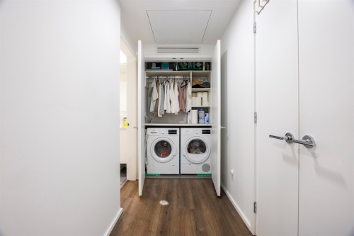 1301-3809 Evergreen Place, Burnaby, BC 