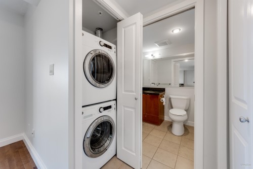 1707-9188 Hemlock Drive, Richmond, BC 