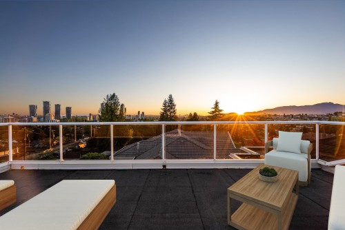 5770 Charles Street, Burnaby, BC 