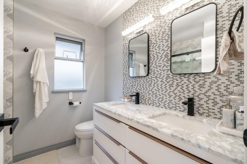 2640 Mclaughlin Court, Coquitlam, BC 