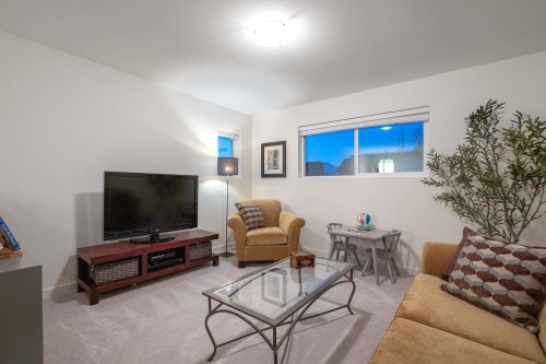 24095 Fern Crescent, Maple Ridge, BC 