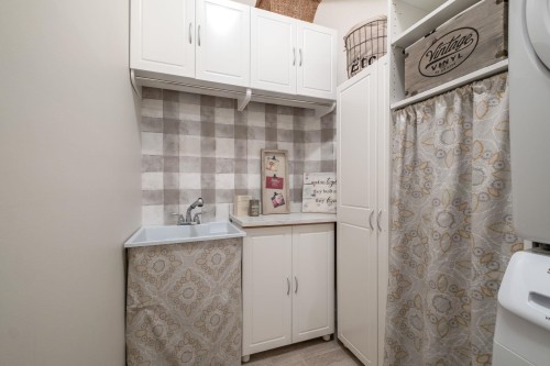 24095 Fern Crescent, Maple Ridge, BC 