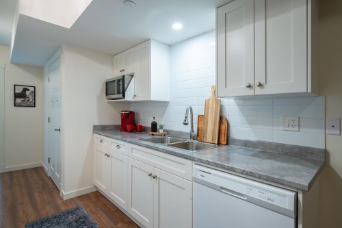 24095 Fern Crescent, Maple Ridge, BC 