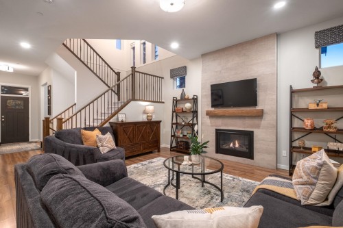 24095 Fern Crescent, Maple Ridge, BC 