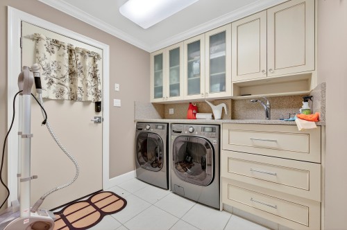 5891 Laurelwood Court, Richmond, BC 