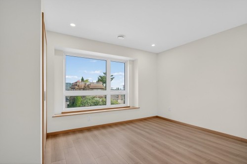 7 Howard Avenue N, Burnaby, BC 