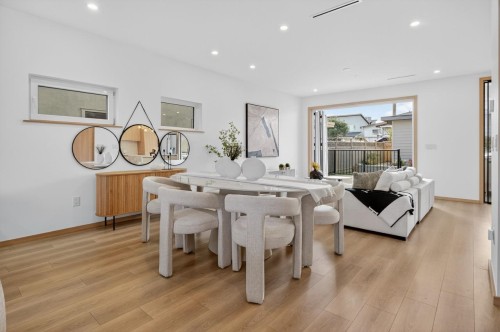 7 Howard Avenue N, Burnaby, BC 