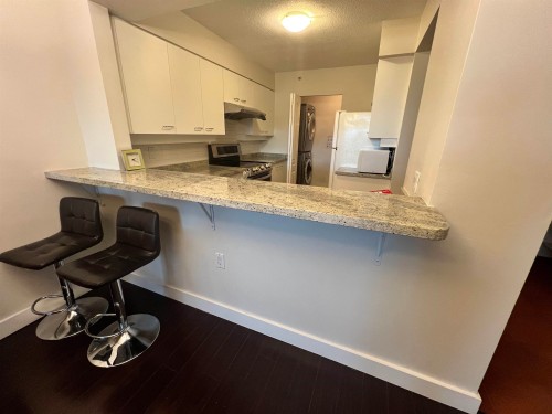 801-7380 Elmbridge Way, Richmond, BC 