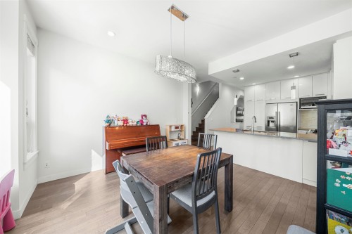 8-100 Wood Street, New Westminster, BC 