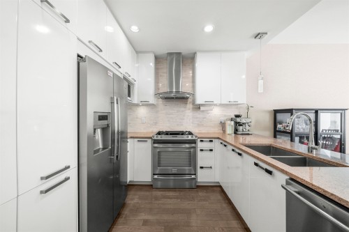 8-100 Wood Street, New Westminster, BC 