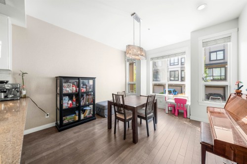 8-100 Wood Street, New Westminster, BC 