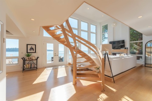 6655 Sunshine Coast Highway, Sechelt, BC 