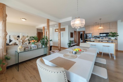 6655 Sunshine Coast Highway, Sechelt, BC 