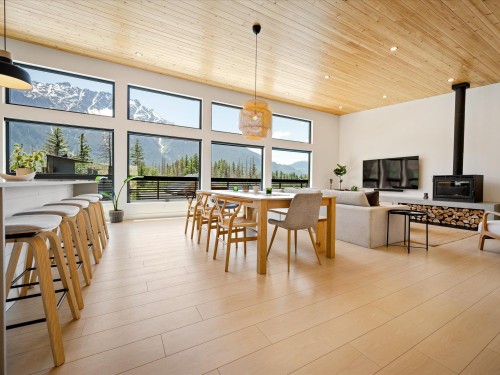 3011 Tenquille Place, Pemberton, BC 