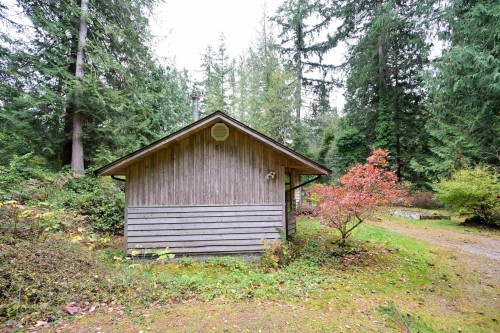 980 Woodley Road, Roberts Creek, BC 