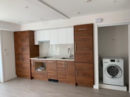 720 3Rd Street E, North Vancouver, BC 