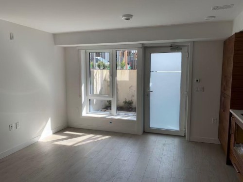 720 3Rd Street E, North Vancouver, BC 