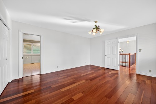 906 Pacific Drive, Delta, BC 