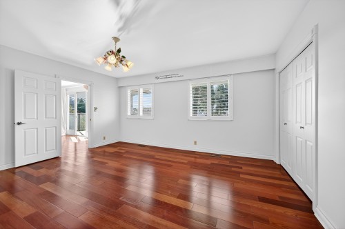 906 Pacific Drive, Delta, BC 