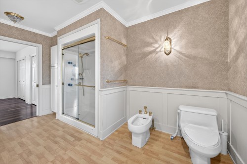 906 Pacific Drive, Delta, BC 