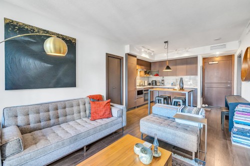 721-68 Smithe Street, Vancouver, BC 