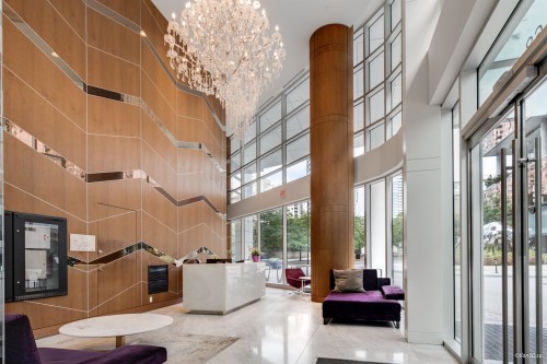 721-68 Smithe Street, Vancouver, BC 