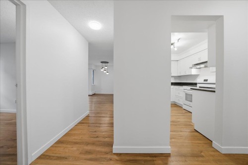 Ph 406-1340 Duchess Avenue, West Vancouver, BC 