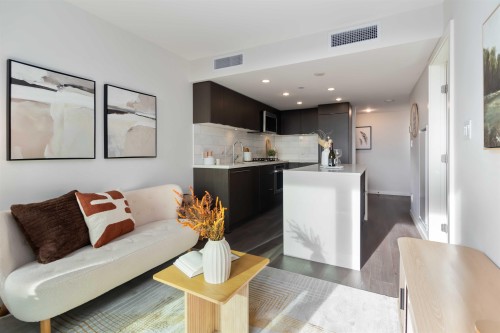 601-8238 Lord Street, Vancouver, BC 