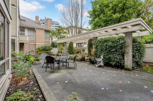 309-3755 8Th Avenue W, Vancouver, BC 