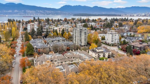 309-3755 8Th Avenue W, Vancouver, BC 