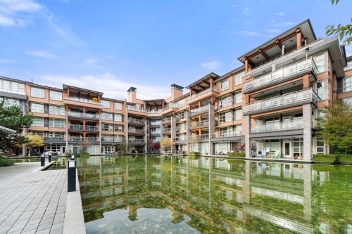 420-3602 Aldercrest Drive, North Vancouver, BC 