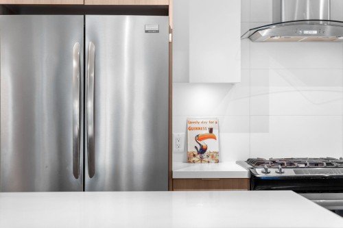 420-3602 Aldercrest Drive, North Vancouver, BC 