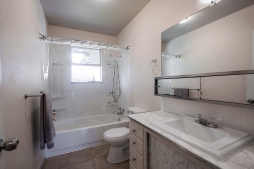 7711 Eperson Road, Richmond, BC 