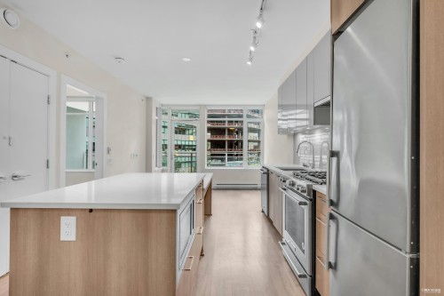 406-258 Nelson'S Court, New Westminster, BC 