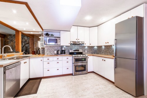 1496 Mary Hill Lane, Port Coquitlam, BC 