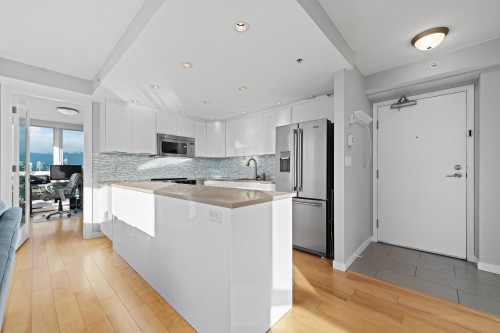 911-500 10Th Avenue W, Vancouver, BC 