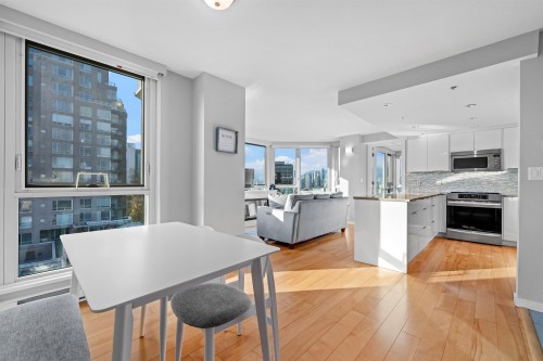 911-500 10Th Avenue W, Vancouver, BC 